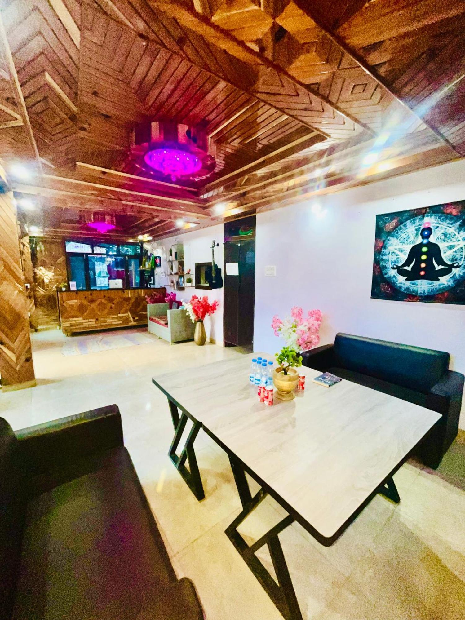 Russian Unit Kasol By Valley Exterior photo